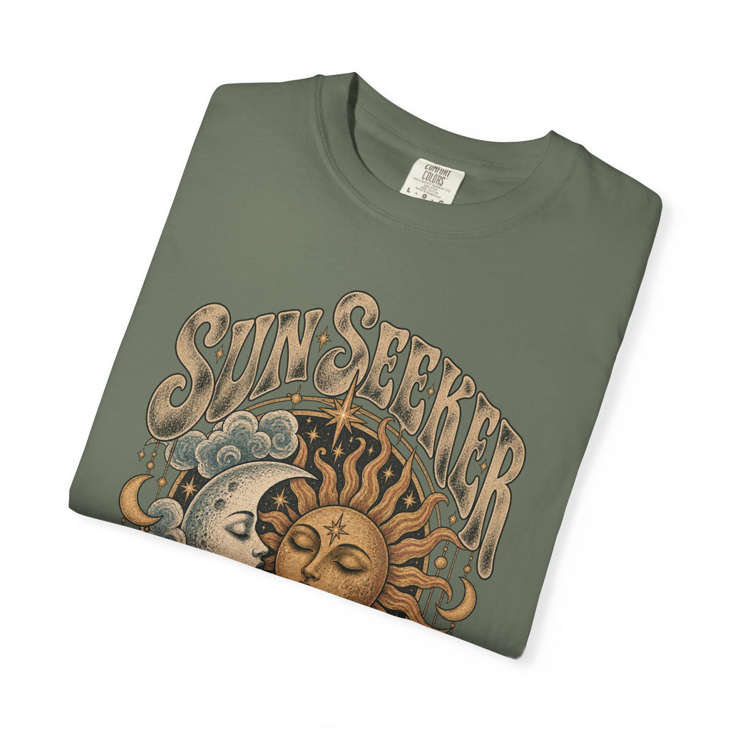Sunseeker Moonlovers T-Shirt — Vintage Sun & Moon Graphic Tee