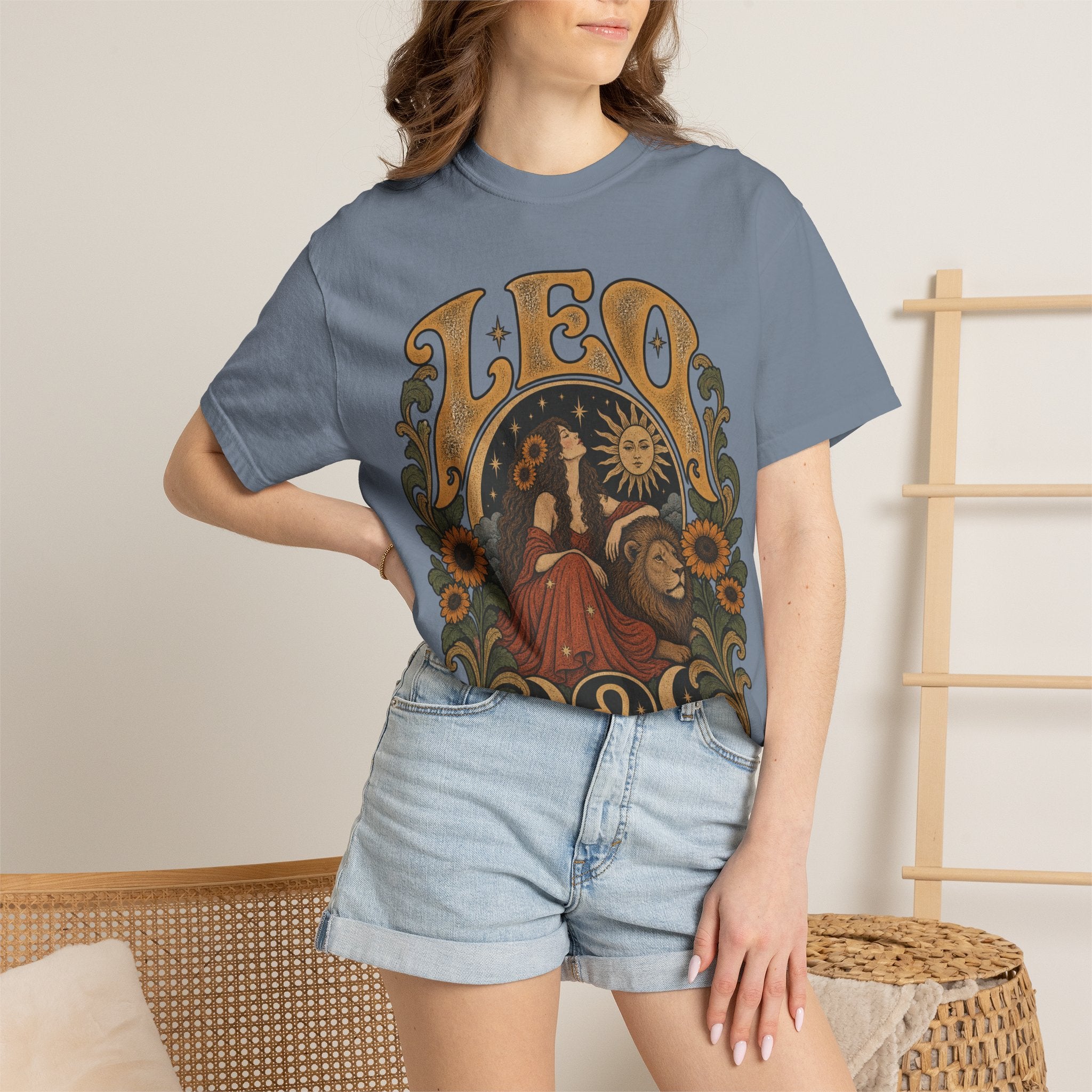 Leo Zodiac T-Shirt — Vintage Astrology Lion Graphic