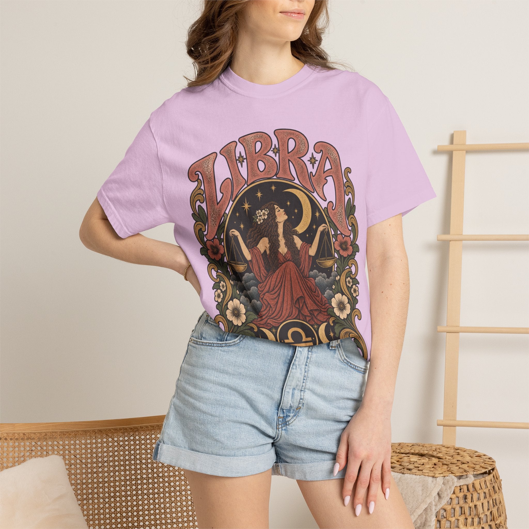 T-Shirt — Libra Vintage Zodiac Graphic Tee