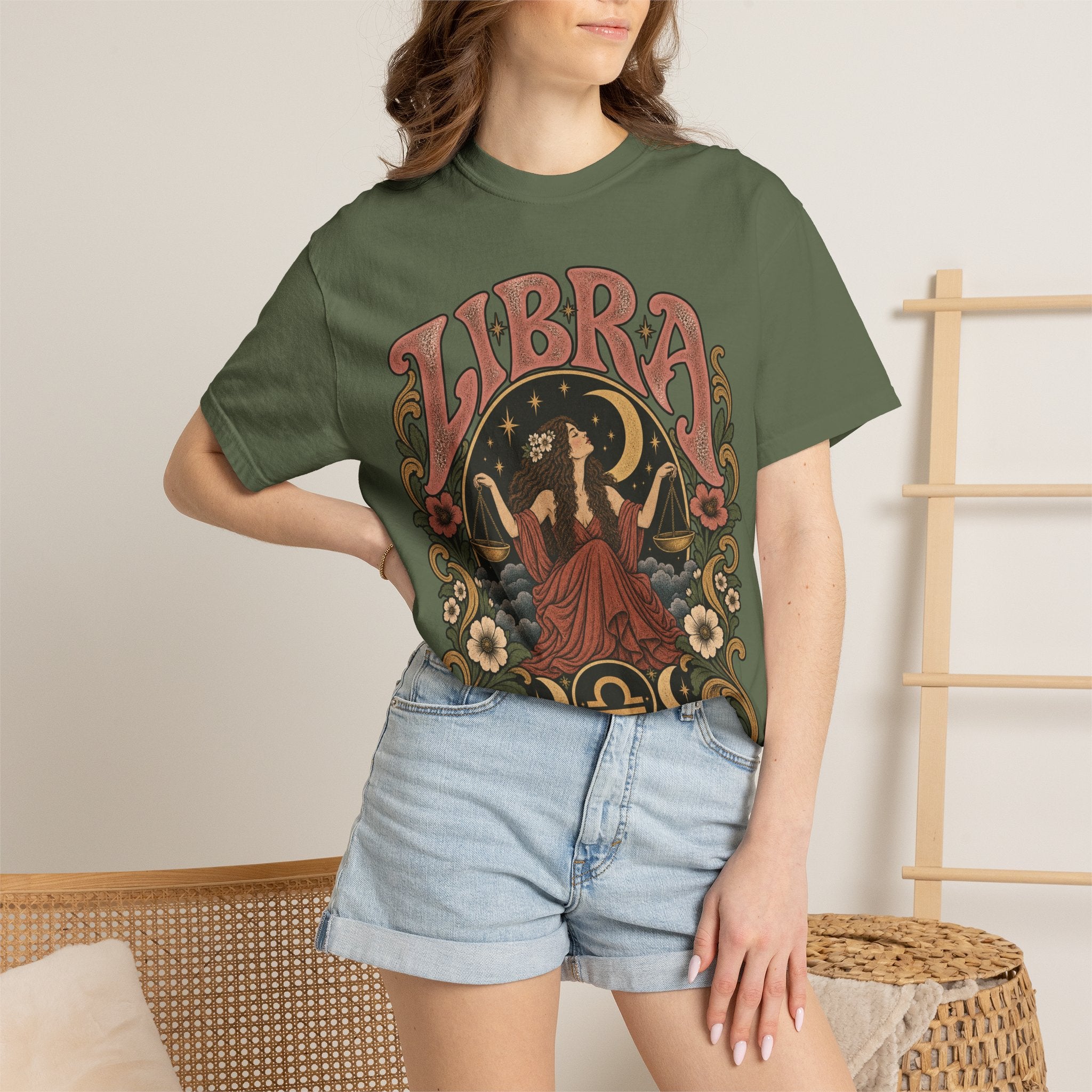 T-Shirt — Libra Vintage Zodiac Graphic Tee