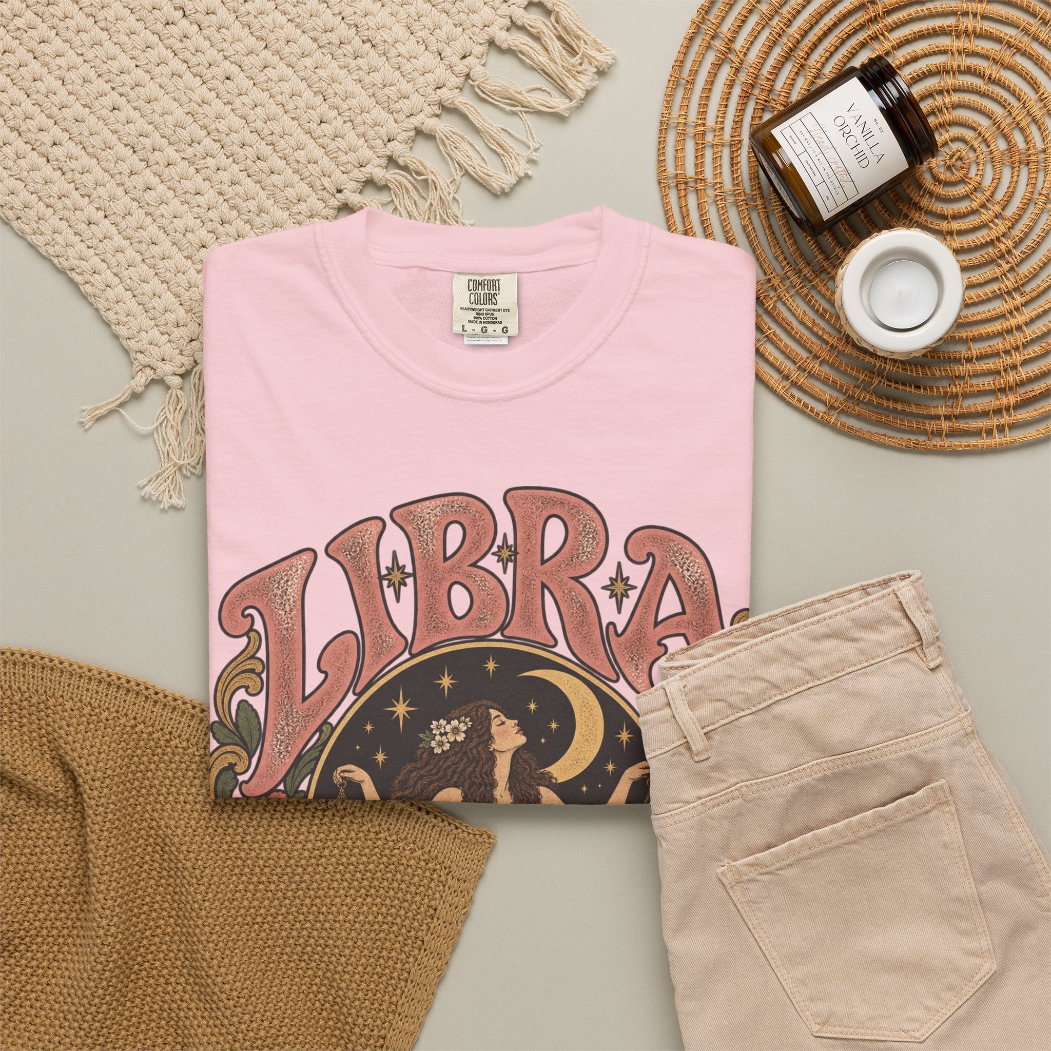 T-Shirt — Libra Vintage Zodiac Graphic Tee