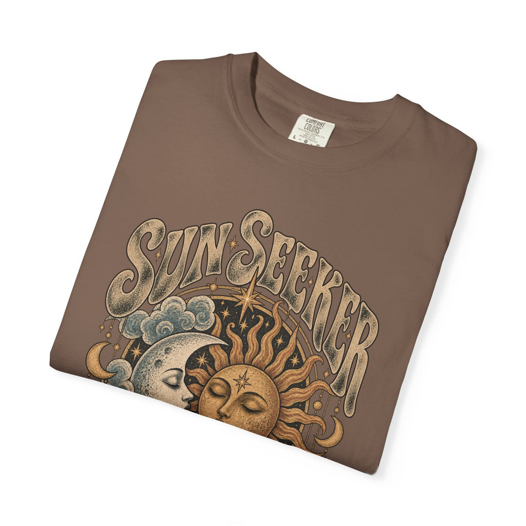 Sunseeker Moonlovers T-Shirt — Vintage Sun & Moon Graphic Tee