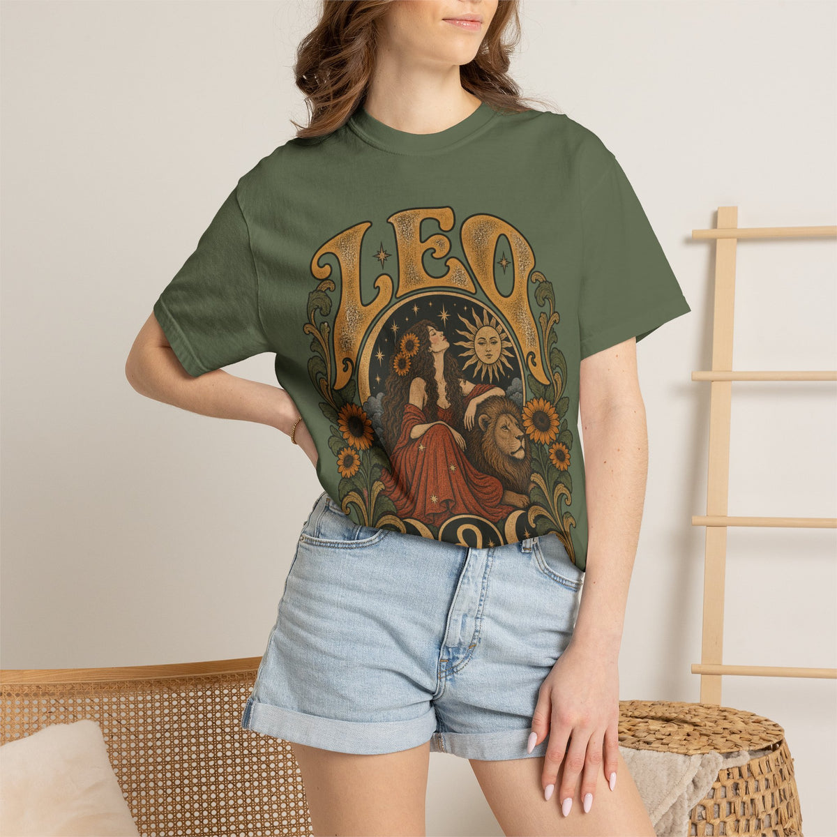 Leo Zodiac T-Shirt — Vintage Astrology Lion Graphic