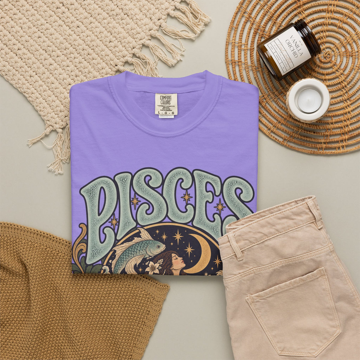 Pisces Zodiac T-Shirt — Retro Astrological Artwork