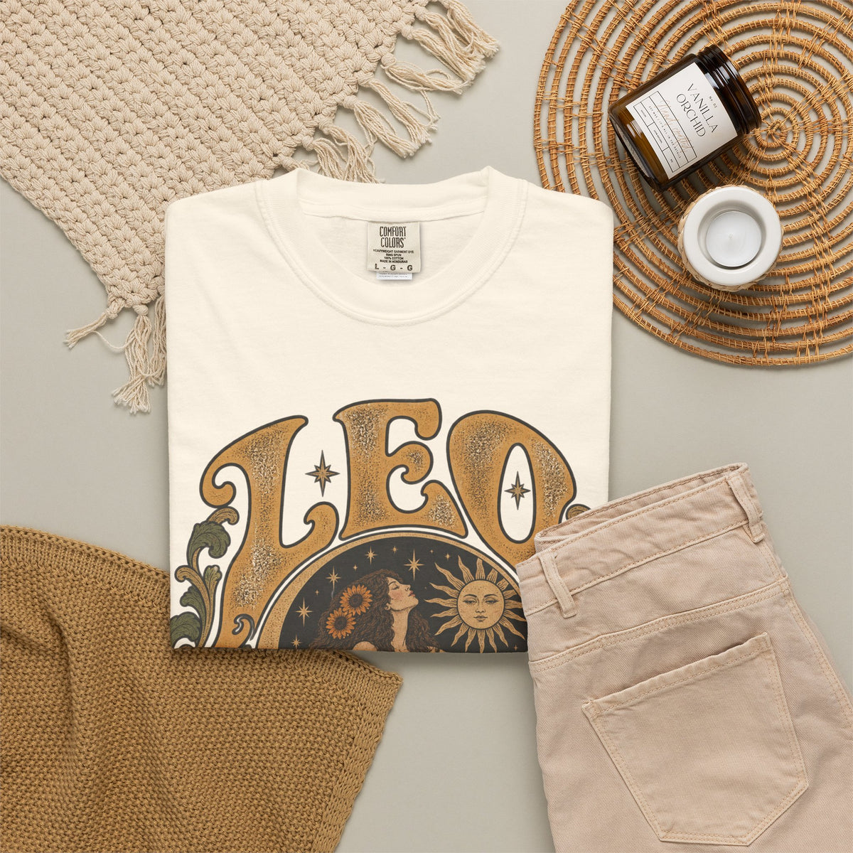 Vintage Leo Zodiac Tee — Retro Celestial Lion Astrology T-Shirt