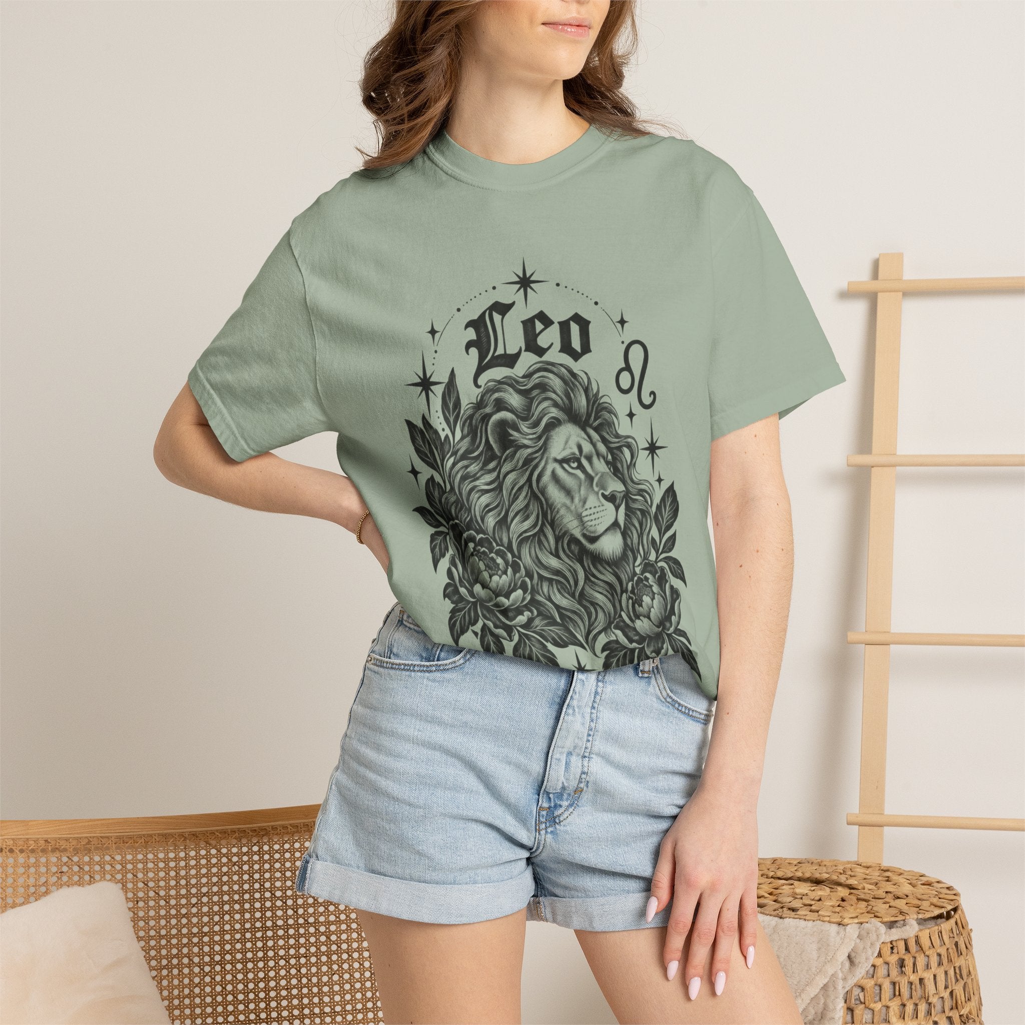 Leo Zodiac Lion T-Shirt — Astrology Horoscope Tee