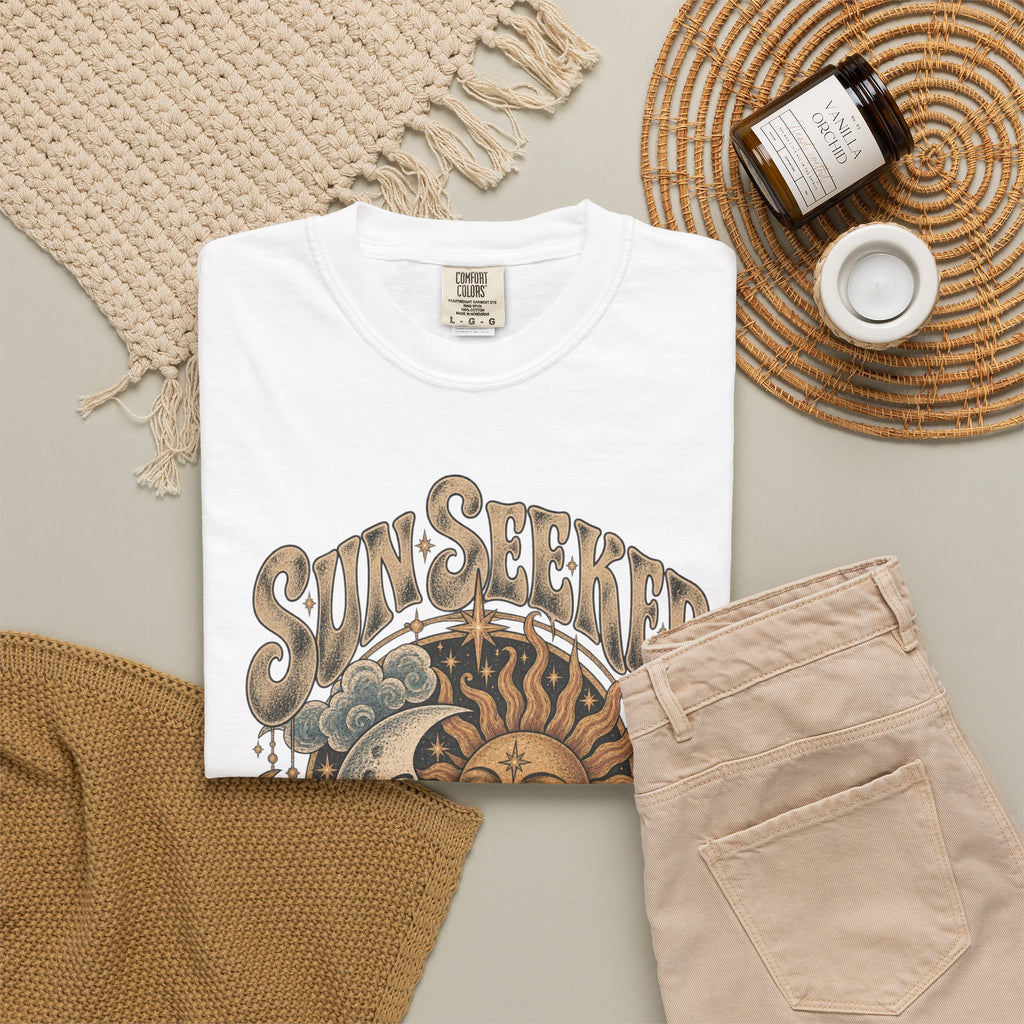 Sunseeker Moonlovers T-Shirt — Vintage Sun & Moon Graphic Tee