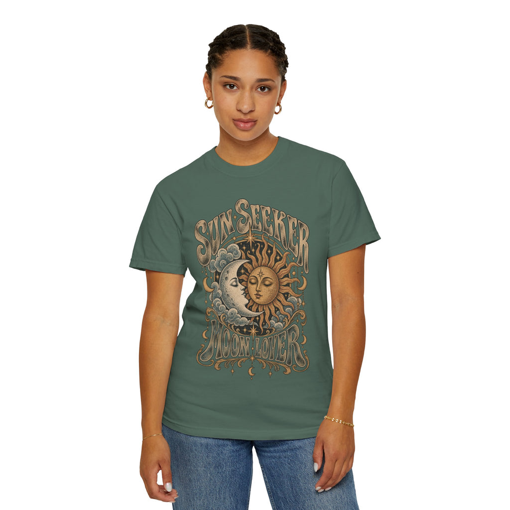 Sunseeker Moonlovers T-Shirt — Vintage Sun & Moon Graphic Tee