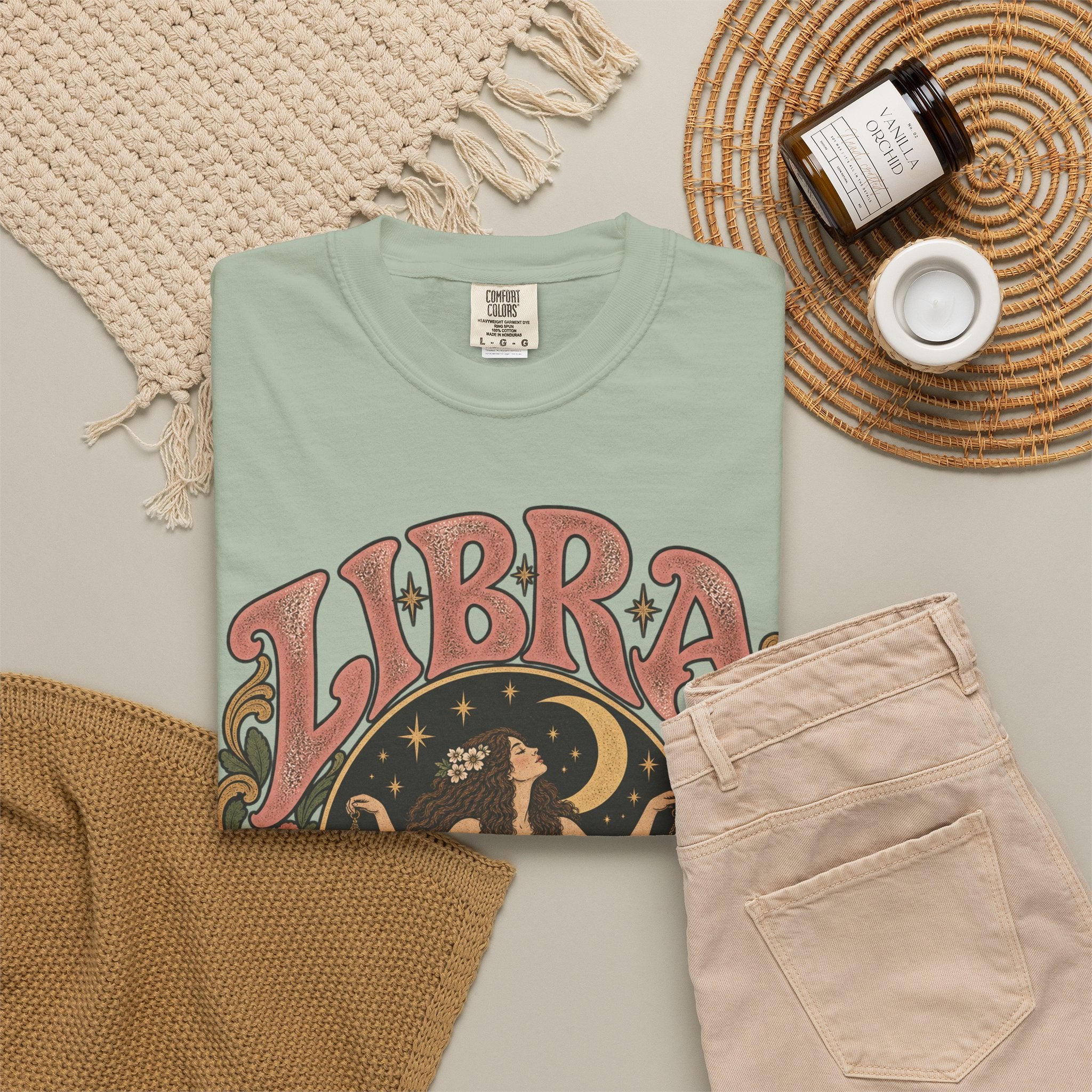 T-Shirt — Libra Vintage Zodiac Graphic Tee