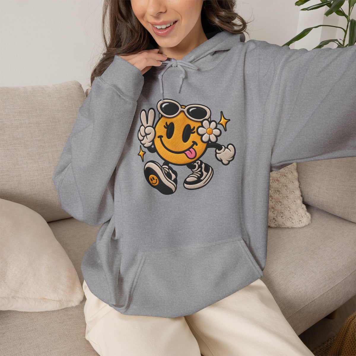 Smiley Peace Vibes Hoodie – Retro Dancing Smiley with Sunglasses